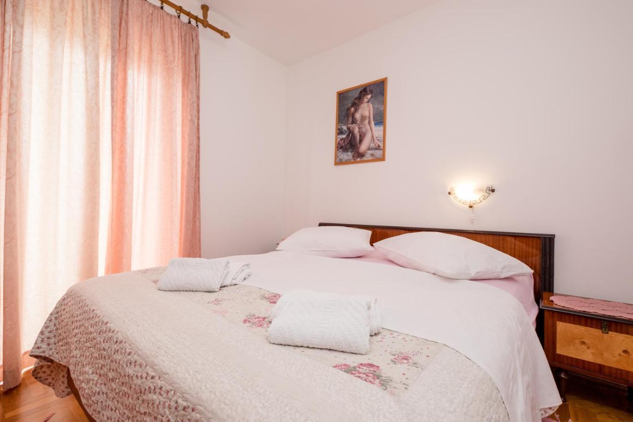 Apartments Scerbe 3103 Mundanije Zewnętrze zdjęcie