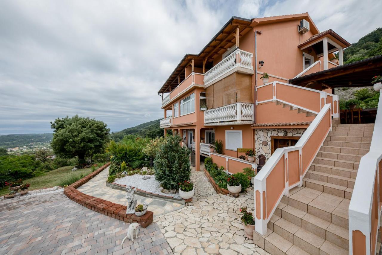 Apartments Scerbe 3103 Mundanije Zewnętrze zdjęcie